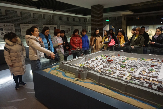 民建邢台市委开展迎三八妇女节专题调研活动4-1.jpg