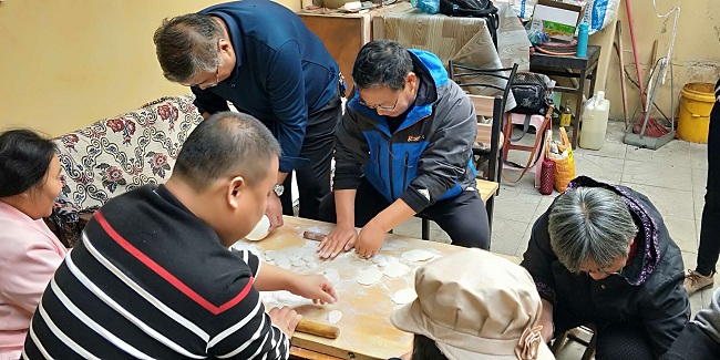 ----邢台民建科技一支部开展敬老活动4-1.jpg