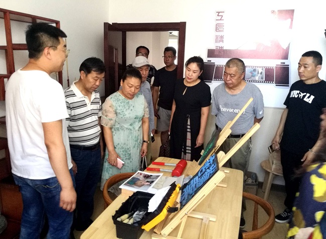 民建秦皇岛市委科研支部赴秦皇岛社会福利院慰问2-1.jpg