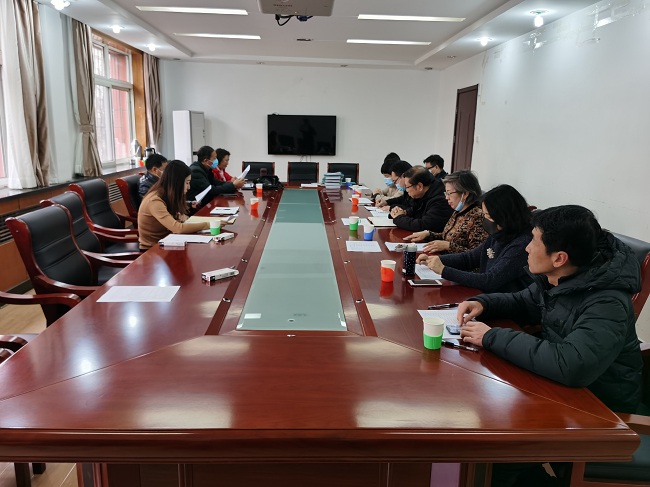 民建秦皇岛市直企业二支部民主评议会-1.jpg