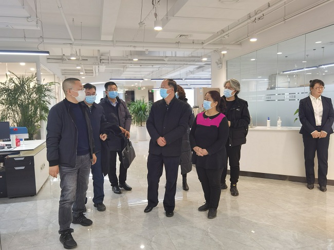 民建石家庄市裕华基层委员会走访入会积极分子企业 (1)-1.jpg