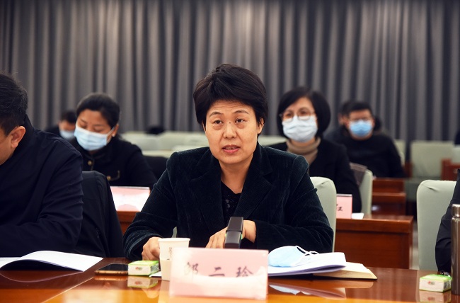 邵二玲主委出席廊坊市《政府工作报告（征求意见稿）》党外人士征求意见座谈会并发表建议2-1.jpg
