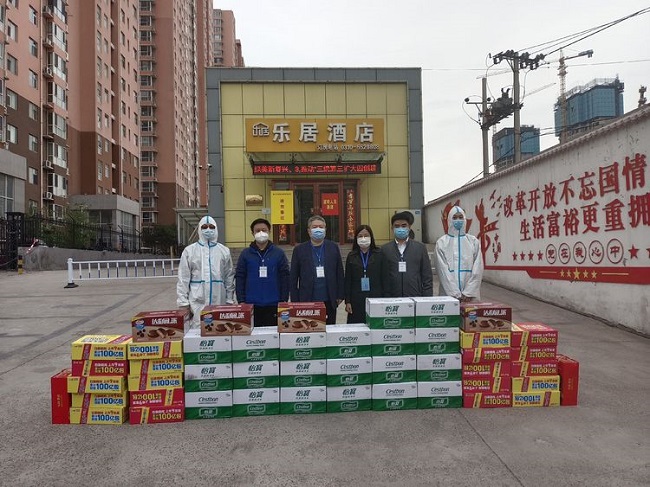 民建复兴区基层委员会组织会员捐献疫情防控物资-1.jpg