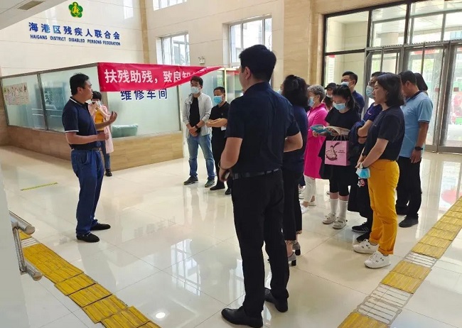 民建秦皇岛市海港区委二支部、民建秦皇岛市委老年和妇女委员会联合举办“我在你身边，有爱不孤独”迎“六一”关爱活动2-1.jpg