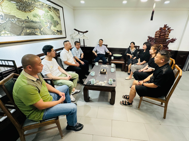 民建唐山市委路北区工委一支部召开纪念“七七事变”87周年暨上半年支部工作总结会 (2).jpg