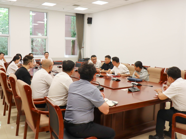 民建廊坊市委召开新会员座谈会 (2).jpg