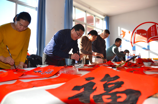 民建唐山市委、民进唐山市委赴迁西太平寨镇四村联合开展“携手共建、聚力赋能”活动3.jpg