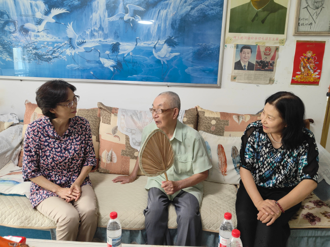 民建秦皇岛市委领导走访慰问抗美援朝老兵 (3).jpg
