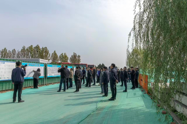 民建唐山市委丰南区总支参加丰南区民生实事项目视察活动 (2) (2).jpg