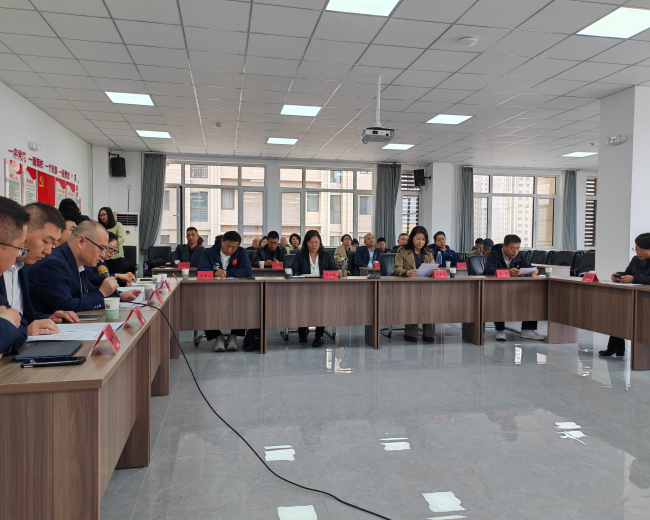 民建桥东区基层委员会赴桥东区政务服务中心调研 (2) (2).jpg 民建桥东区基层委员会赴桥东区政务服务中心调研 (2) (2).jpg