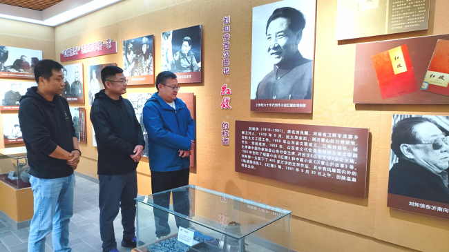 20251028民建保定市委新阶层一支部赴山东省沂蒙红嫂纪念馆参观学习2 (1) (2).jpg